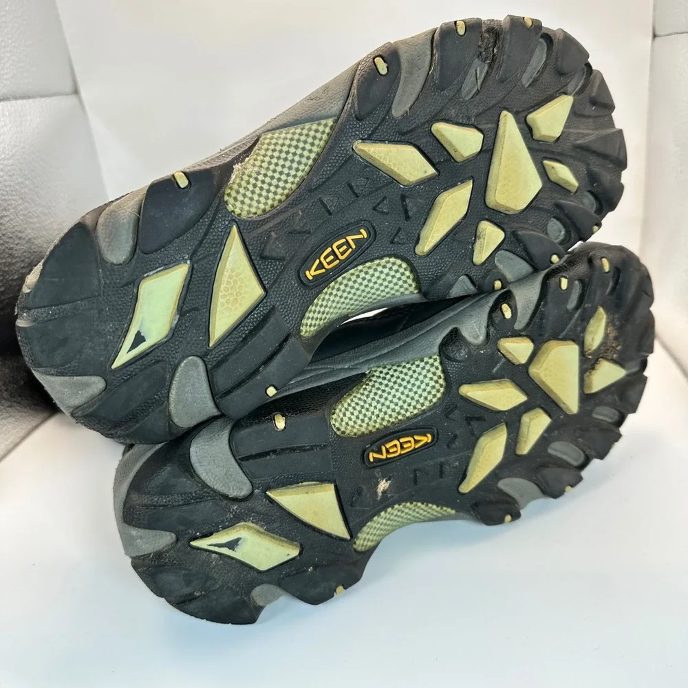 Keen Winter Boots Women 8 Black Waterproof Faux Fur Trim Gorpcore Outdoor